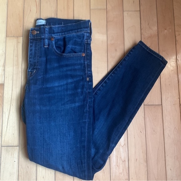 Madwell 9” High Rise Skinny Jeans | 29 - Picture 3 of 4